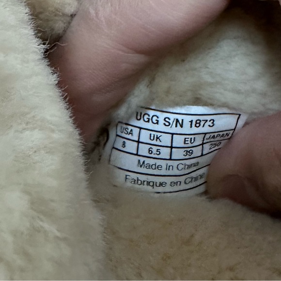 Ugg Bailey Button Triplet II Boot sz 8 - Picture 5 of 10